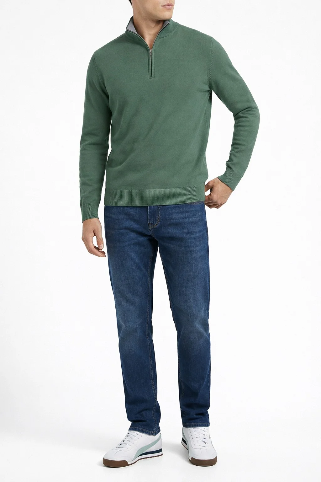 Лёгкий поворот корпуса (3/4 корпус, фронт)