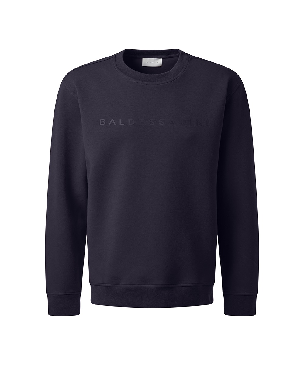 До: худи, снято без модели, неровный фон